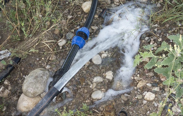 Water pipe